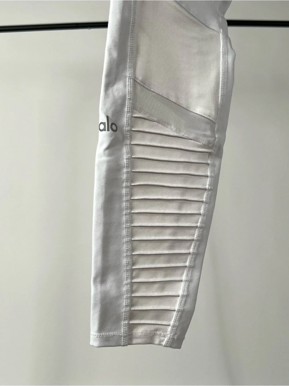 ALO Yoga 7/8 High-Waist Moto Legging